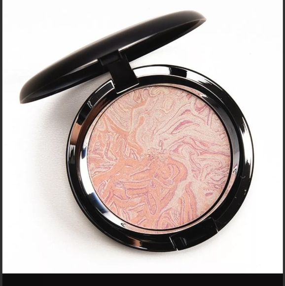 MAC Star Trek Collection Lipgloss & Highlighter - Picture 3 of 5